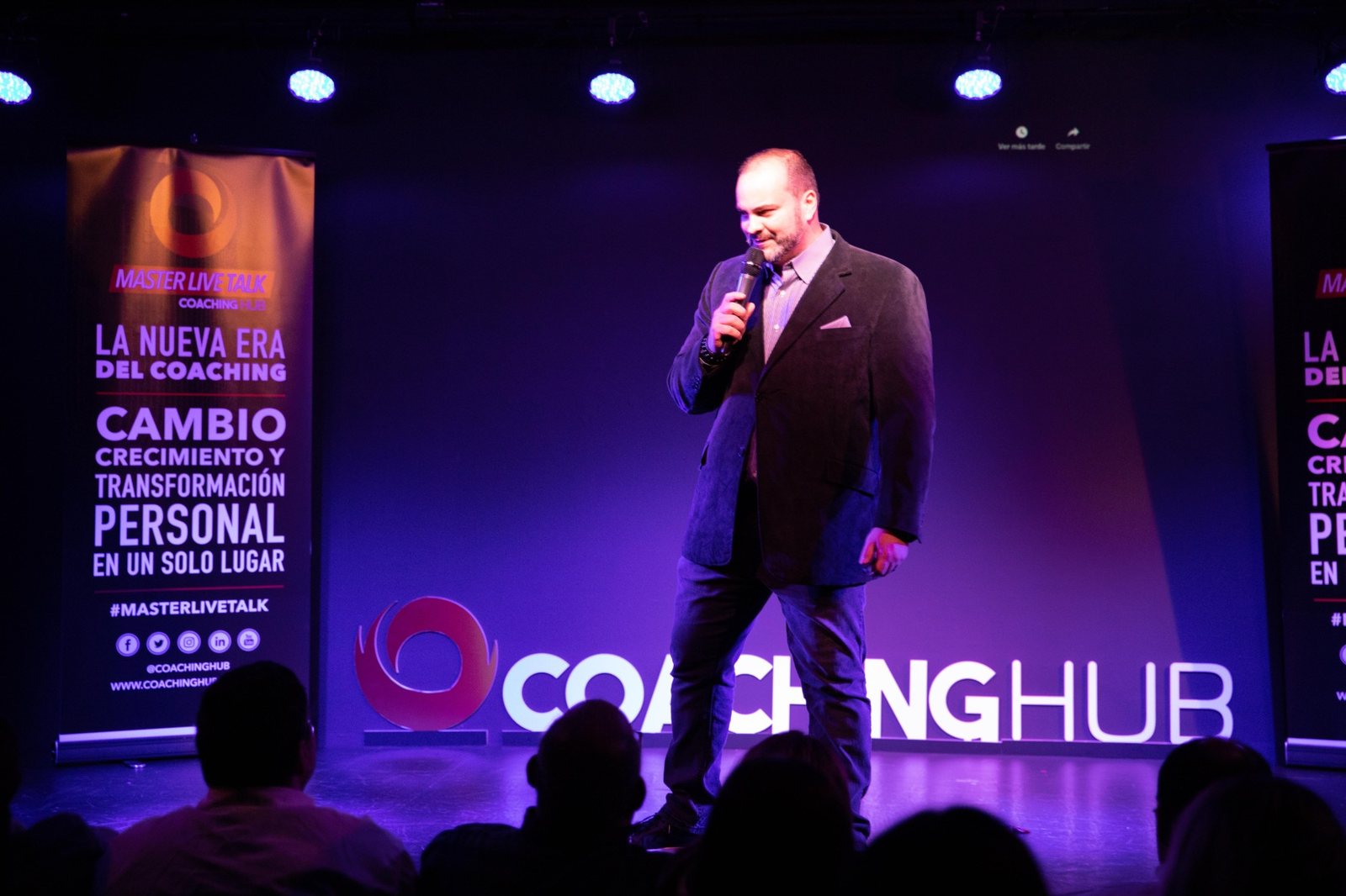 Servio Fernández en el escenario de Coaching Hub